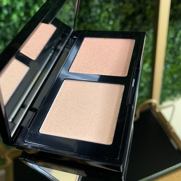 Laura Geller Hi Def Glow Illuminator Highlighter Duo in Heart of Gold | NEW - Picture 6 of 10